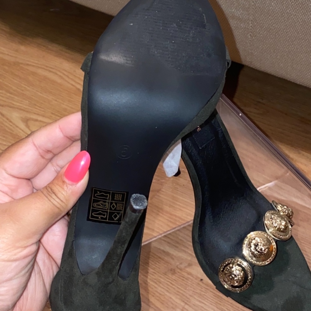 Misguided Khaki Heels - Picture 9 of 9
